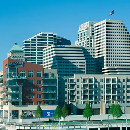 Bridgestreet At Current At The Banks Aparthotel